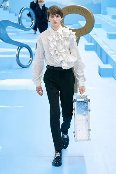 Look 46